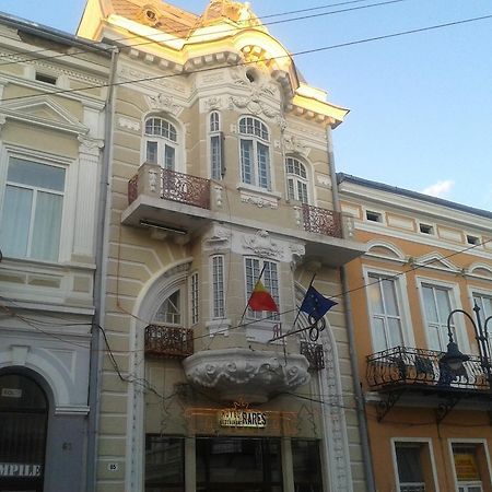 Hotel Rares Botosani Exterior photo