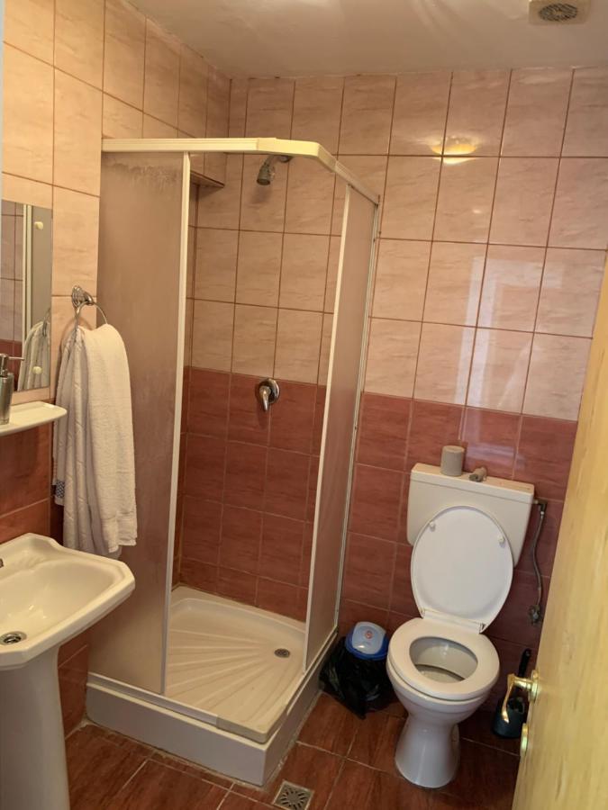 Hotel Rares Botosani Exterior photo